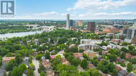 7 Kippewa Drive Ottawa ON K1S 3G3