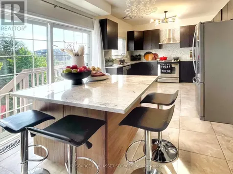 124 Culloden Crescent Ottawa ON K2J 5Z9