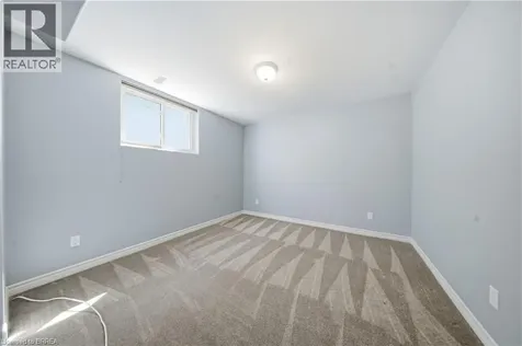 114 Donegal Drive Brantford ON N3T 6N4