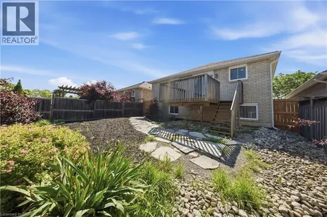 114 Donegal Drive Brantford ON N3T 6N4