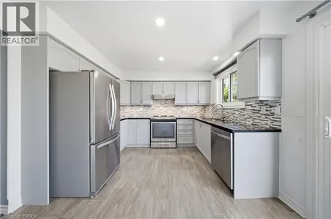 114 Donegal Drive Brantford ON N3T 6N4