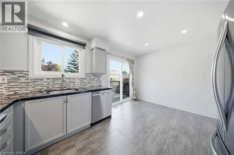 114 Donegal Drive Brantford ON N3T 6N4