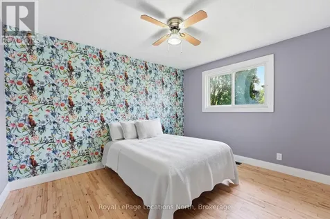 32 Courtice Crescent Collingwood ON L9Y 4G1