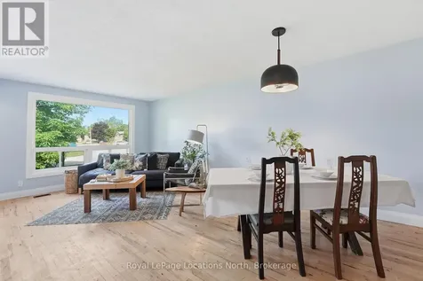 32 Courtice Crescent Collingwood ON L9Y 4G1