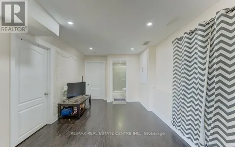42 Greenwater Street Kitchener ON N2R 0H2