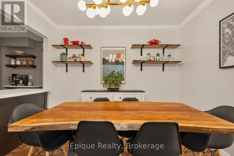 93 Graham Avenue South Hamilton (delta) ON L8K 2M2