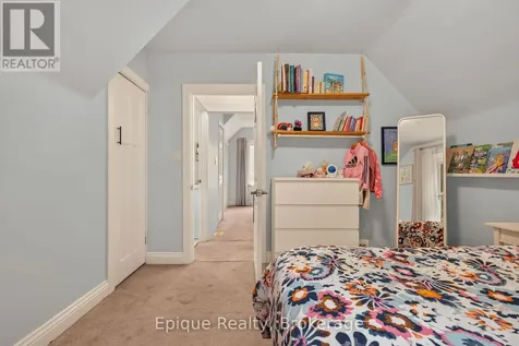 93 Graham Avenue South Hamilton (delta) ON L8K 2M2