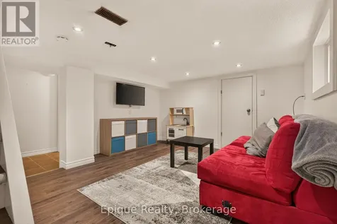 93 Graham Avenue South Hamilton (delta) ON L8K 2M2