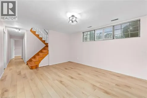 39 San Francisco Avenue Hamilton ON L9C 5N8