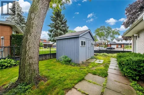39 San Francisco Avenue Hamilton ON L9C 5N8