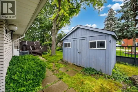 39 San Francisco Avenue Hamilton ON L9C 5N8