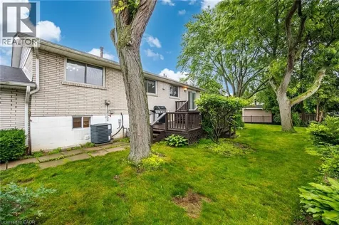 39 San Francisco Avenue Hamilton ON L9C 5N8