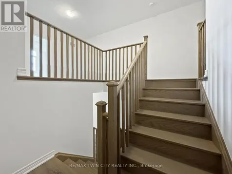 82 Gledhill Crescent Cambridge ON N1T 0G5
