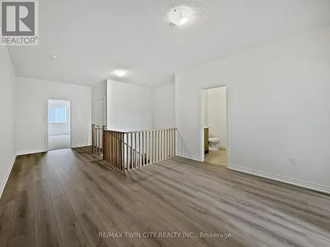82 Gledhill Crescent Cambridge ON N1T 0G5