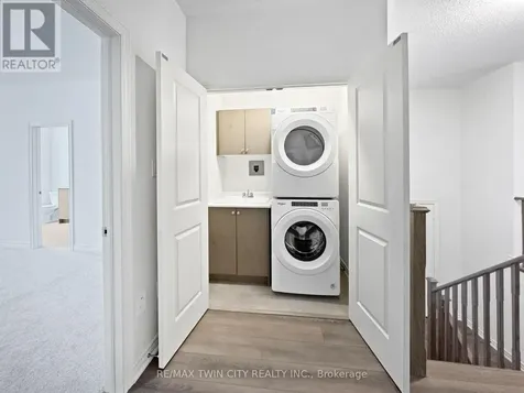 82 Gledhill Crescent Cambridge ON N1T 0G5