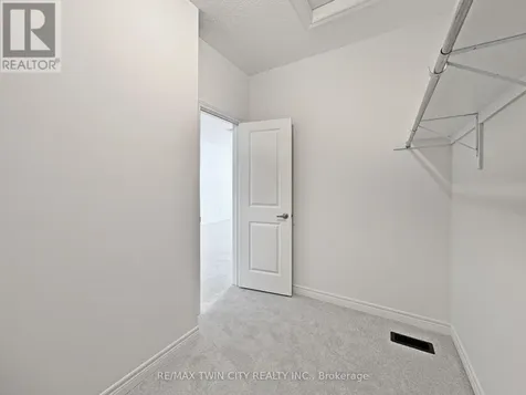 82 Gledhill Crescent Cambridge ON N1T 0G5