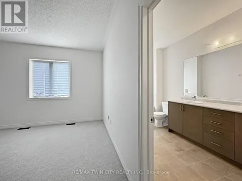 82 Gledhill Crescent Cambridge ON N1T 0G5