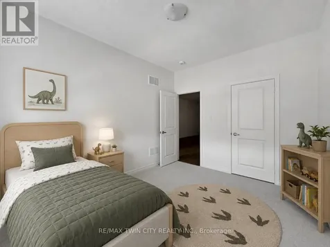 82 Gledhill Crescent Cambridge ON N1T 0G5