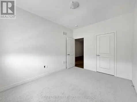 82 Gledhill Crescent Cambridge ON N1T 0G5