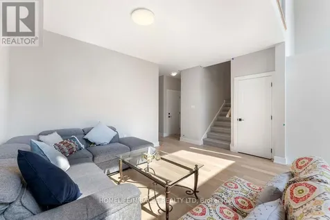 6 Rice Lane Orillia ON L3V 8M3