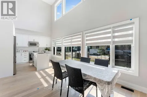 6 Rice Lane Orillia ON L3V 8M3