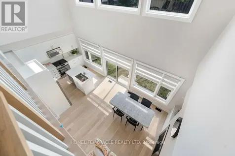 6 Rice Lane Orillia ON L3V 8M3