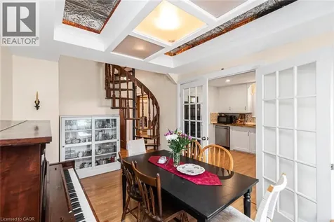 52 Cameron Avenue South Hamilton ON L8K 2W9