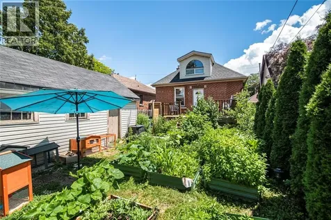 52 Cameron Avenue South Hamilton ON L8K 2W9