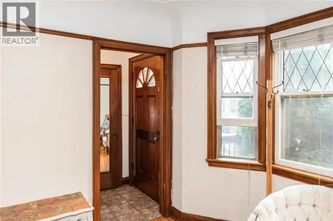 52 Cameron Avenue South Hamilton ON L8K 2W9