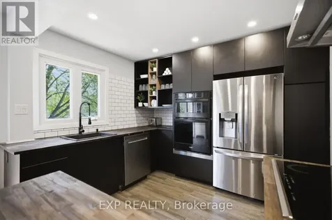 2092 Eric Crescent Ottawa ON K1B 4P4