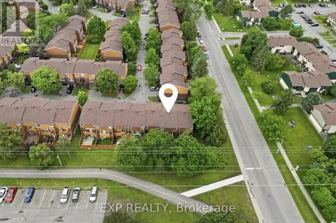 2092 Eric Crescent Ottawa ON K1B 4P4