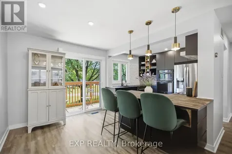 2092 Eric Crescent Ottawa ON K1B 4P4