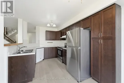 277 Rolling Meadow Crescent Ottawa ON K1W 0A8