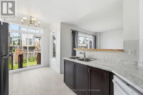 277 Rolling Meadow Crescent Ottawa ON K1W 0A8