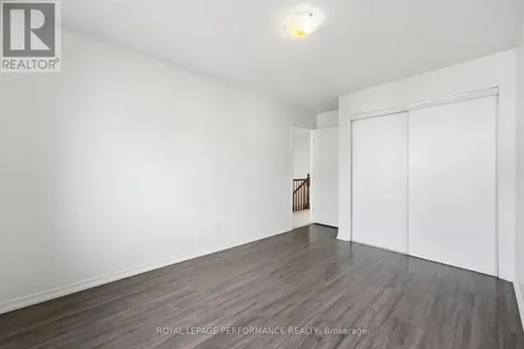 277 Rolling Meadow Crescent Ottawa ON K1W 0A8