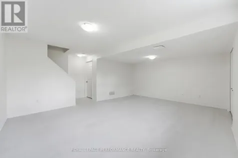 277 Rolling Meadow Crescent Ottawa ON K1W 0A8