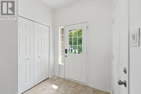 277 Rolling Meadow Crescent Ottawa ON K1W 0A8