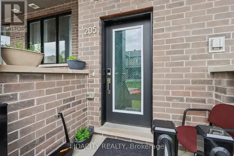 205 Beebalm Crescent Ottawa ON K2J 7G9