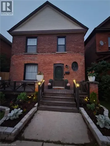 361 Cumberland Avenue Hamilton ON L8M 2A5