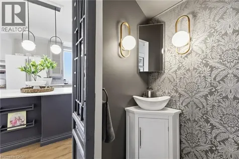 361 Cumberland Avenue Hamilton ON L8M 2A5