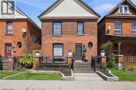 361 Cumberland Avenue Hamilton ON L8M 2A5