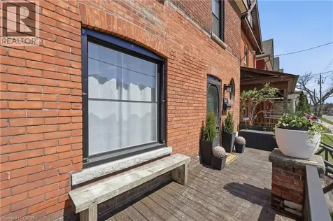 361 Cumberland Avenue Hamilton ON L8M 2A5