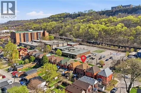 361 Cumberland Avenue Hamilton ON L8M 2A5