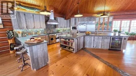 3 Hardwood Island Lavigne ON P0H 1R0