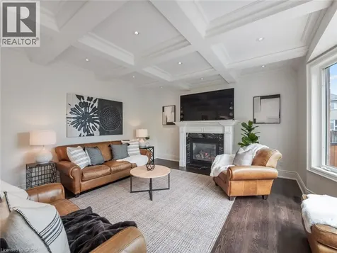 655 Kozel Court Mississauga ON L4Z 4E4
