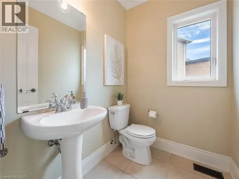 655 Kozel Court Mississauga ON L4Z 4E4
