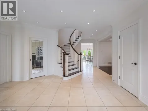 655 Kozel Court Mississauga ON L4Z 4E4