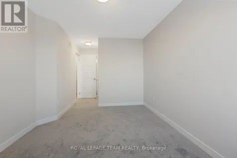 320 Parnian Private Ottawa ON K2J 7K5