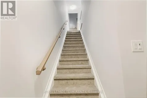 320 Parnian Private Ottawa ON K2J 7K5