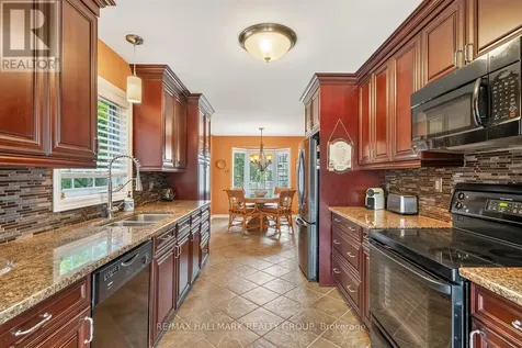511 Deancourt Crescent Ottawa ON K4A 3G4
